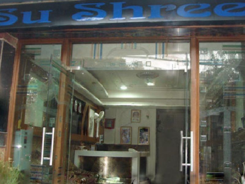 Su Shree Continental 5 Minutes Walk From Railway Station होटल 3*
